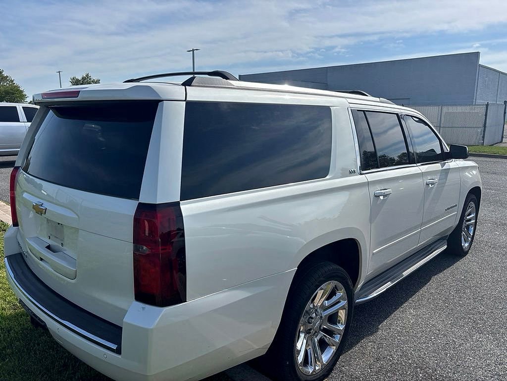 Used 2015 Chevrolet Suburban LTZ AWD/4WD image 3