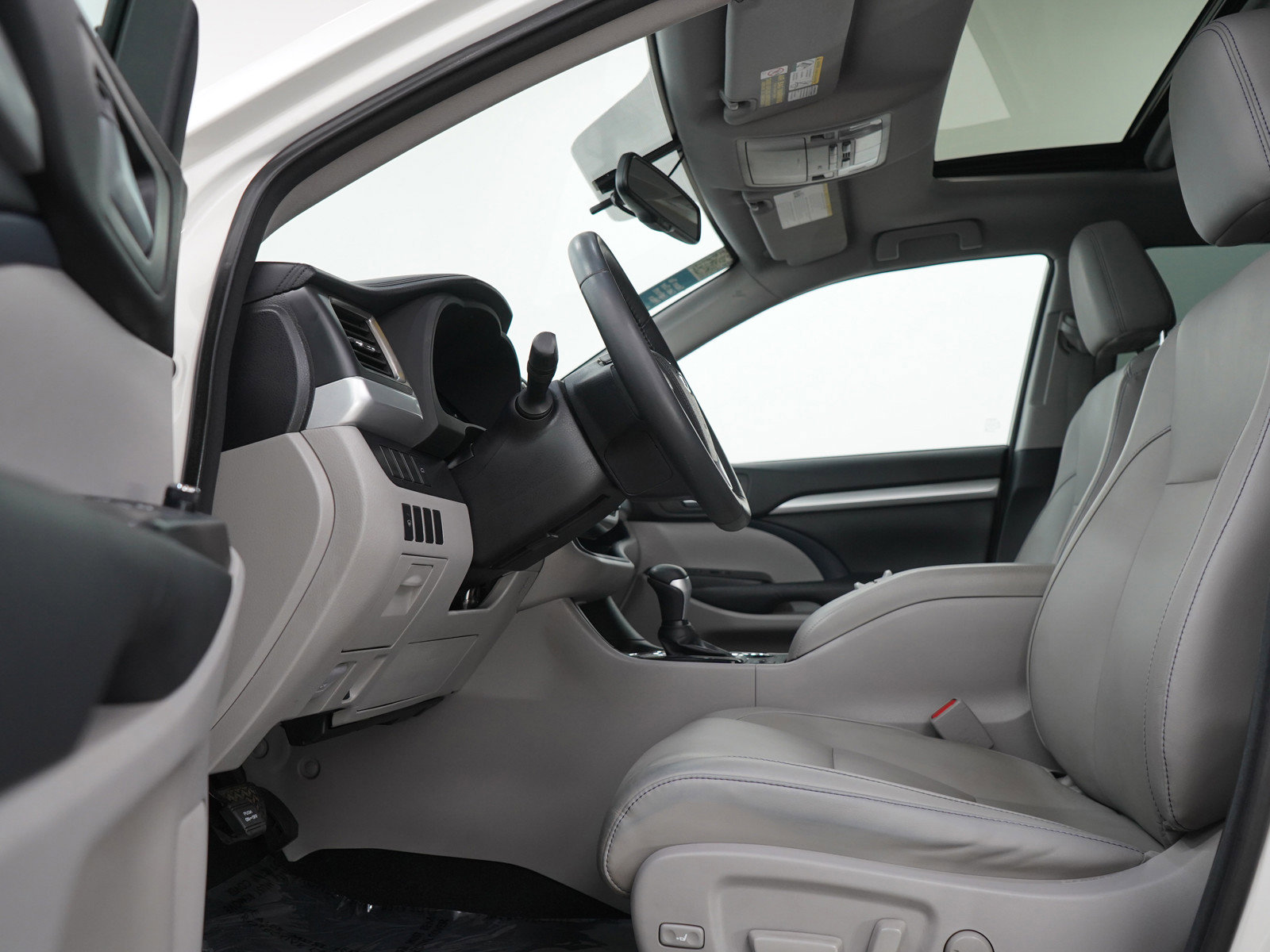 Used 2015 Toyota Highlander XLE image 20