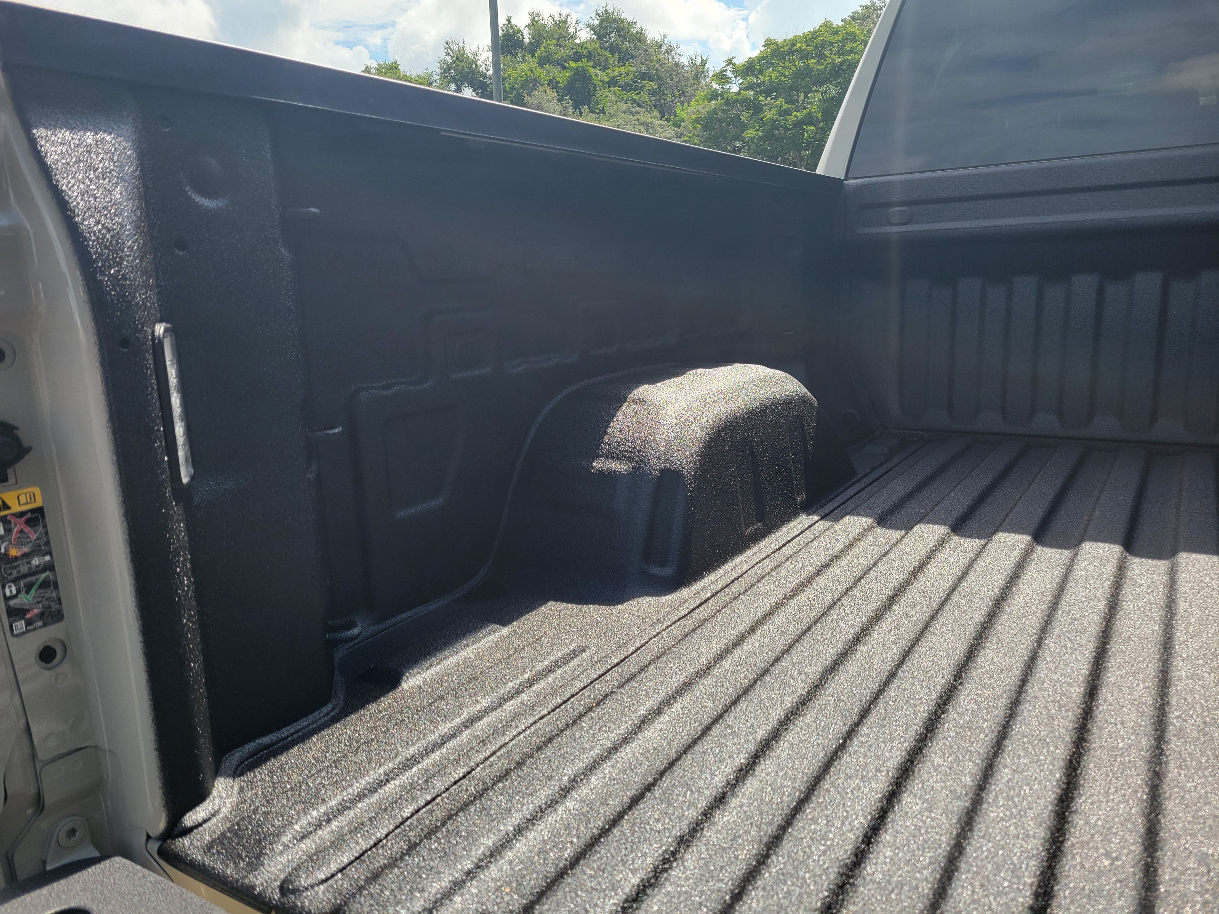 New 2026 Chevrolet Silverado 1500 Custom AWD/4WD image 9