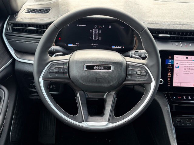 New 2026 Jeep Grand Cherokee Limited w/ Limited Altitude Package AWD/4WD image 40