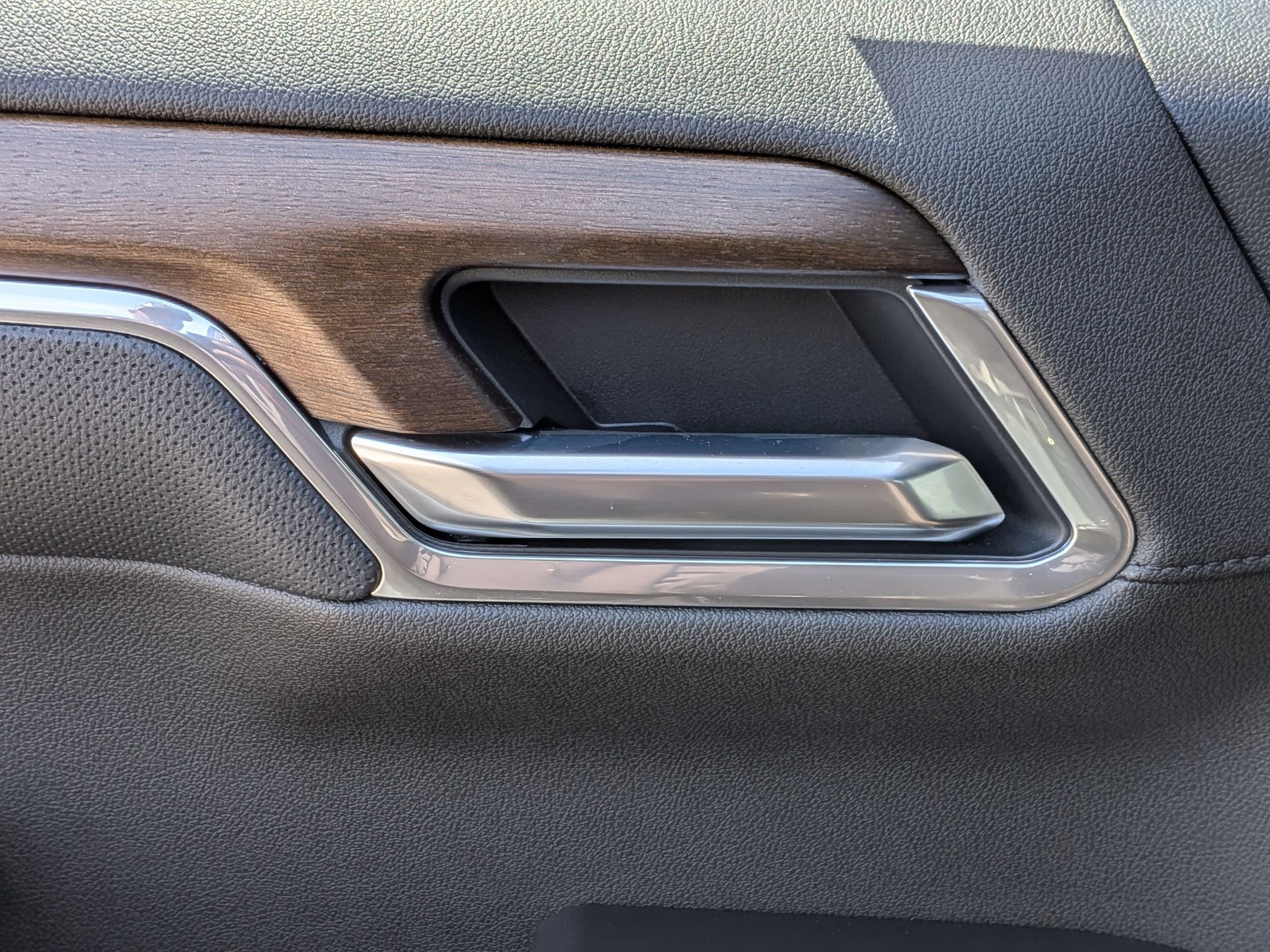 Used 2025 Chevrolet Silverado 1500 High Country w/ Midnight Edition image 29