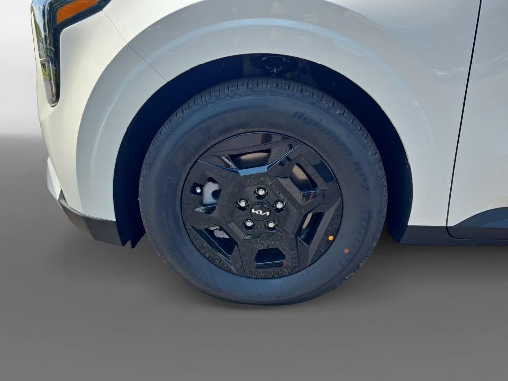 New 2026 Kia Carnival LX image 9