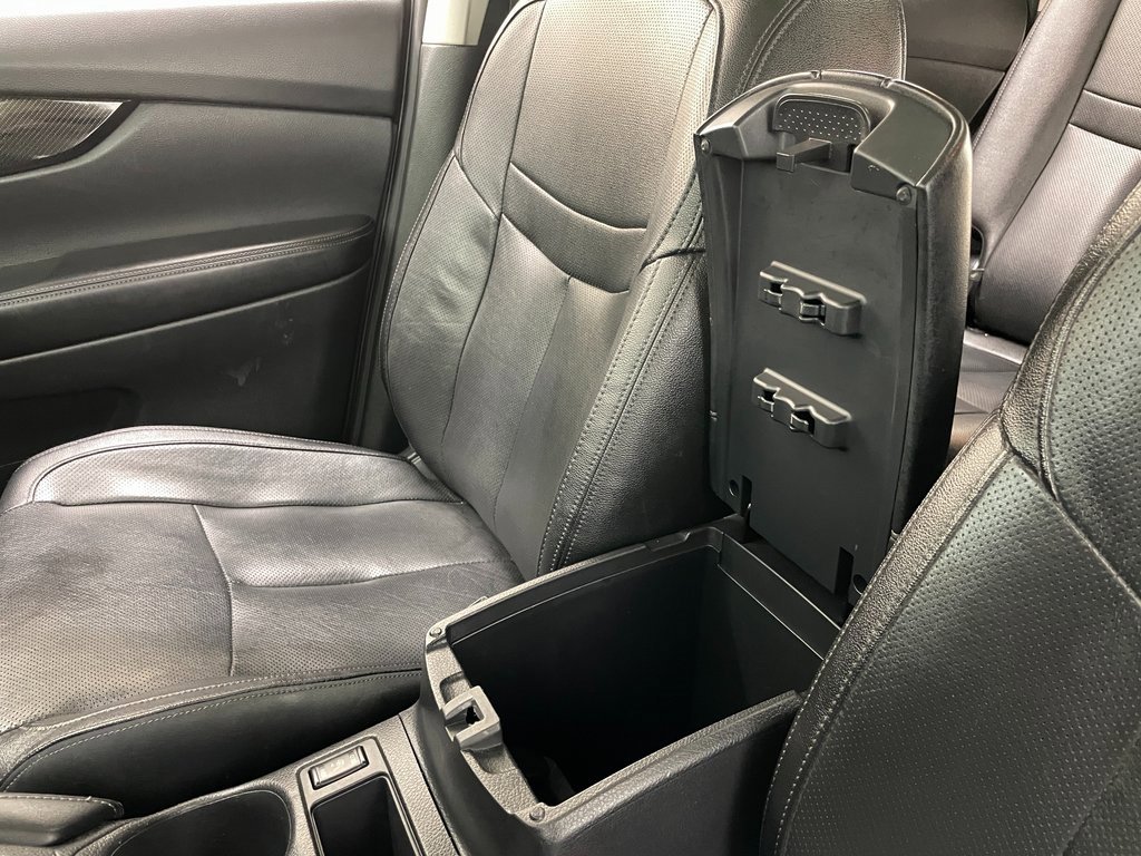 Used 2020 Nissan Rogue SL w/ Premium Package image 33