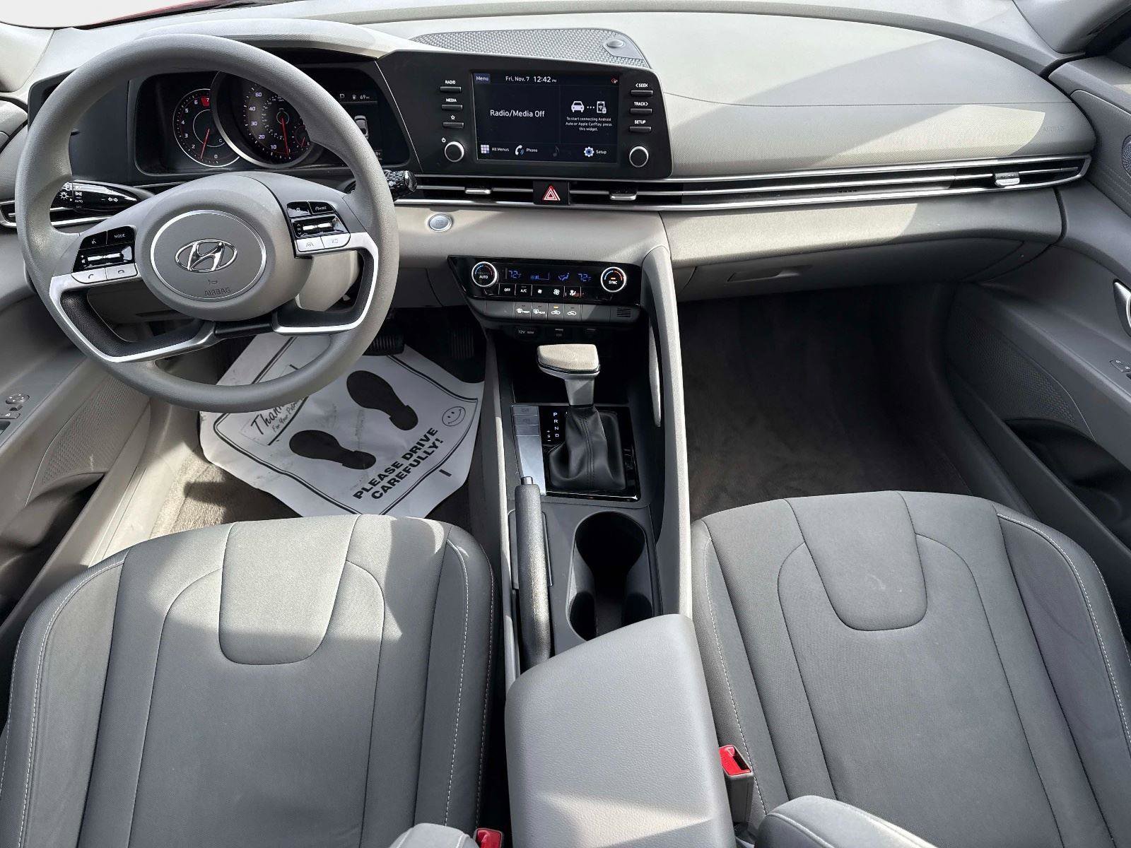 Certified 2023 Hyundai Elantra SEL image 16