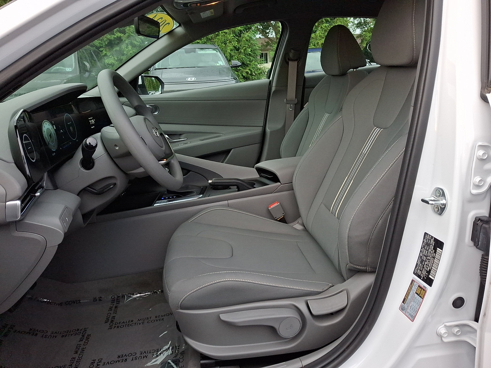 Certified 2024 Hyundai Elantra SEL FWD image 13
