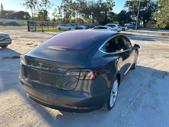 Used 2018 Tesla Model 3 Mid Range RWD image 4