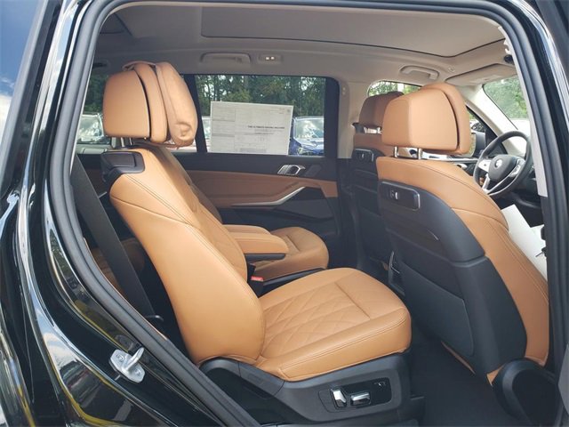 New 2026 BMW X7 xDrive40i image 18