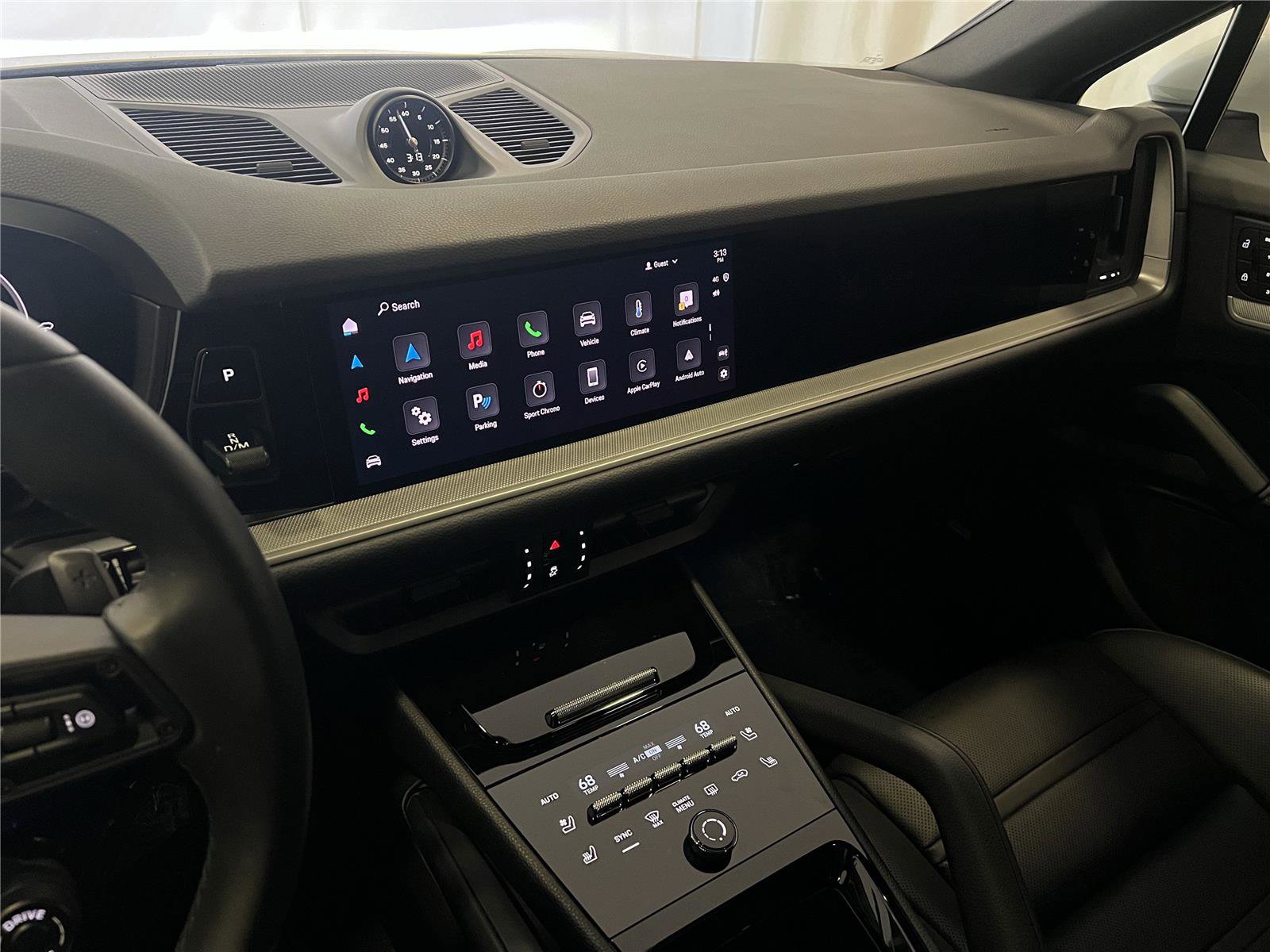 Certified 2025 Porsche Cayenne Coupe image 17