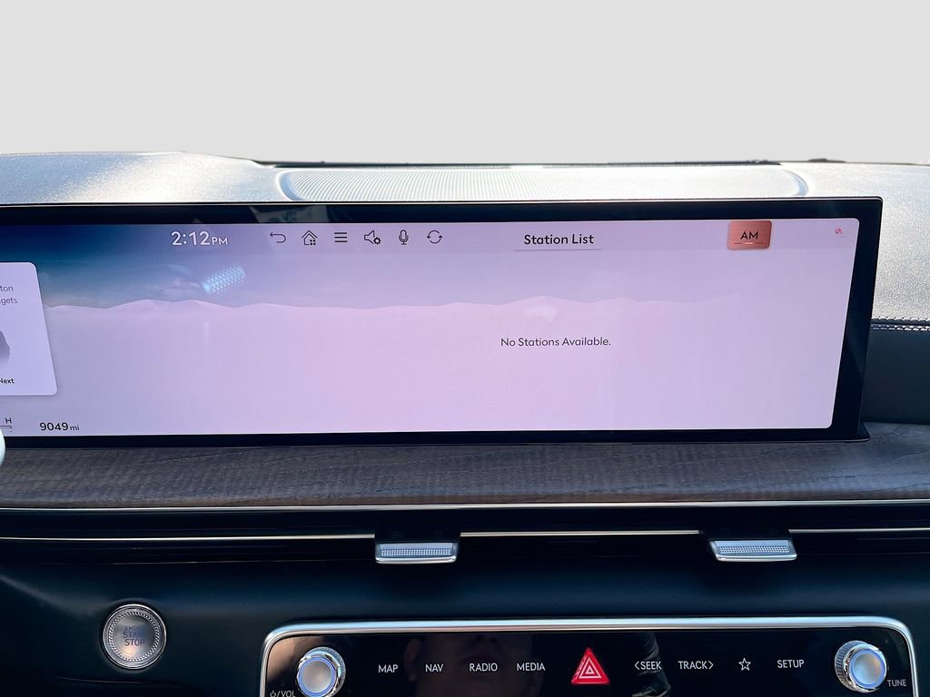 Used 2025 Genesis GV80 2.5T Prestige image 15