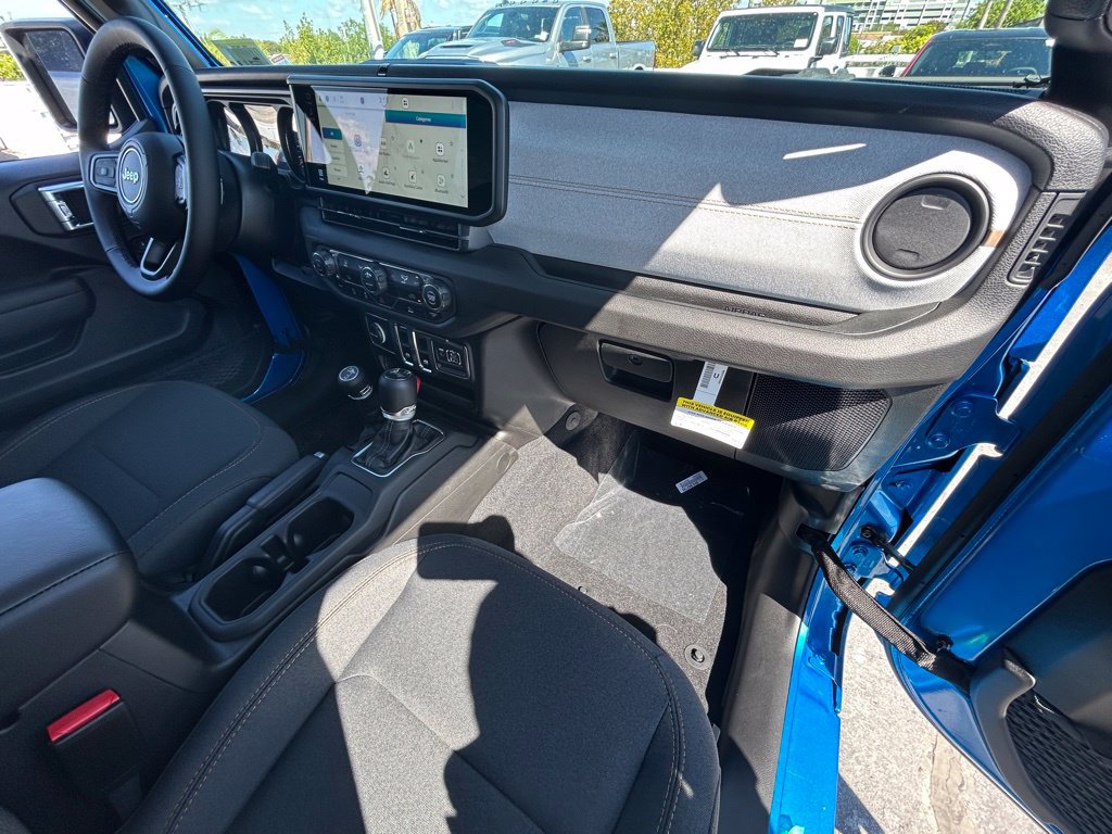 New 2025 Jeep Wrangler Sport AWD/4WD image 17