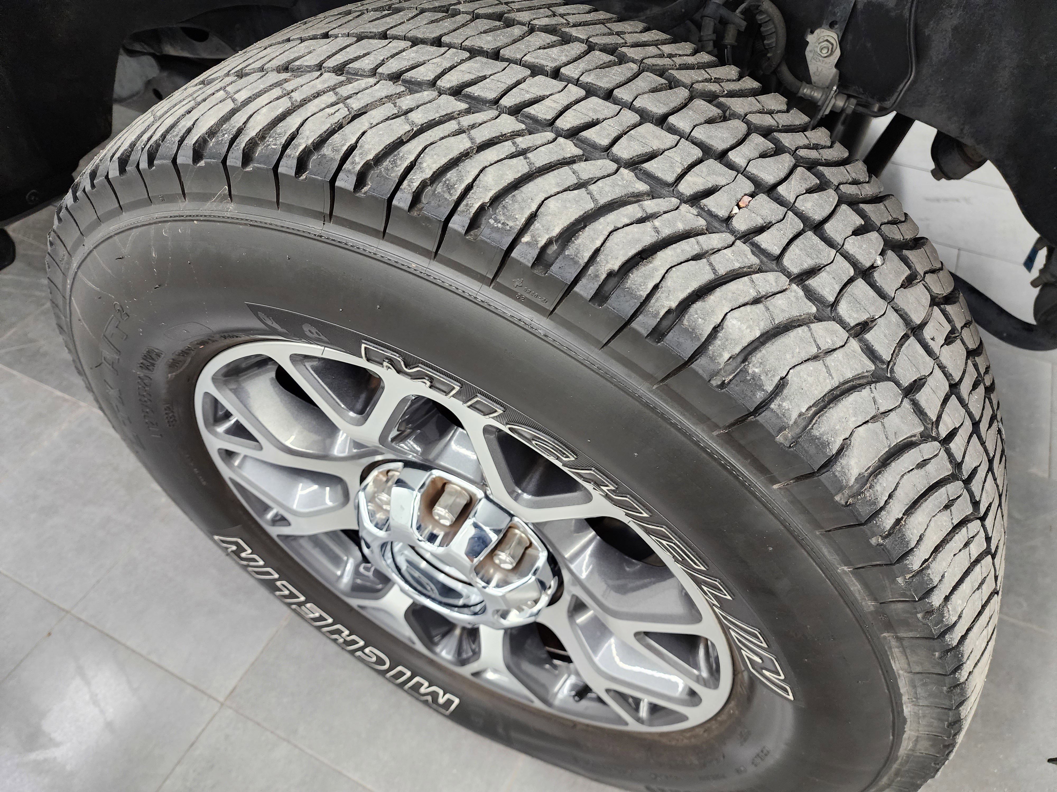 Used 2022 Ford F250 Lariat image 3