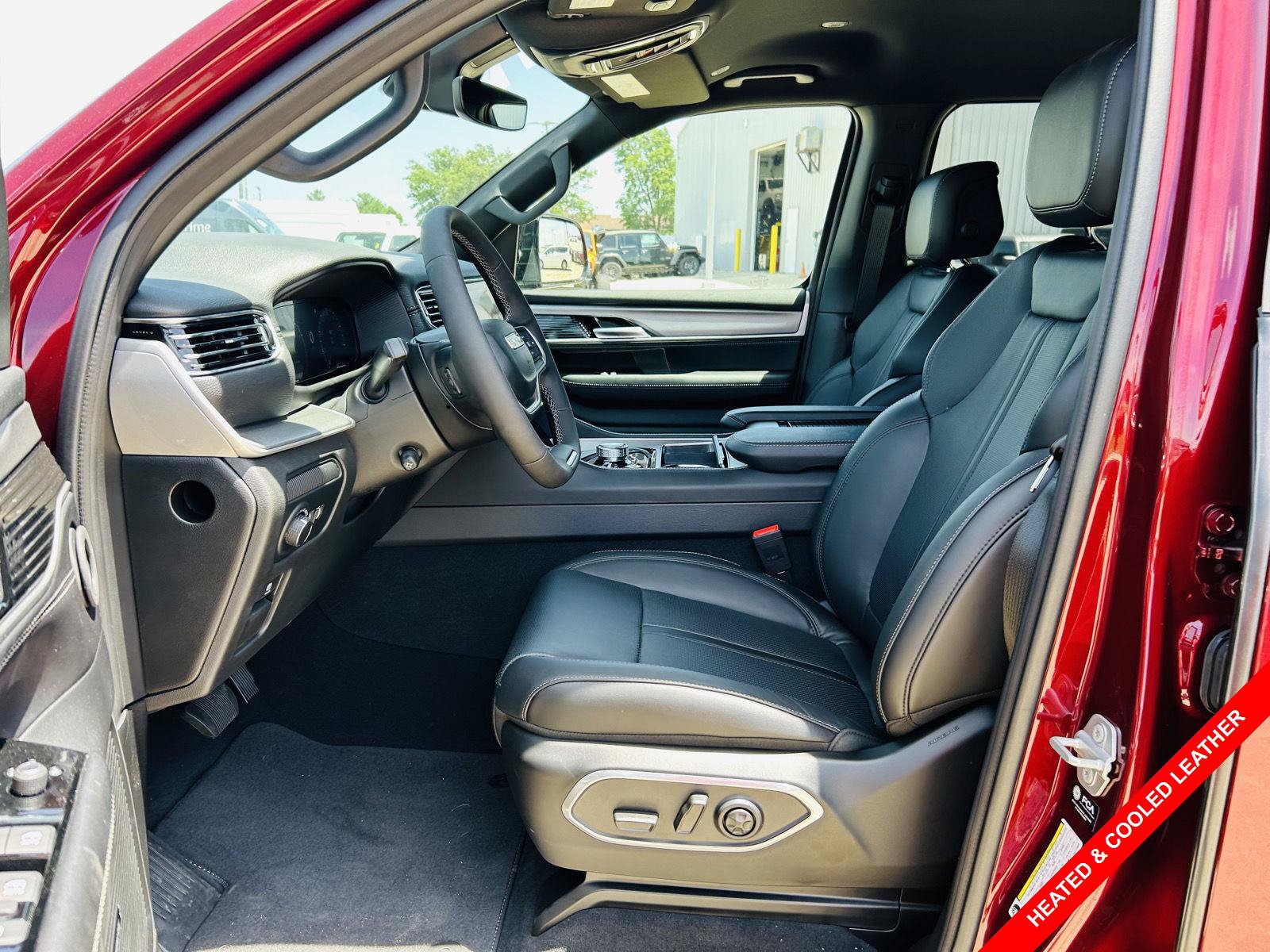 New 2026 Jeep Grand Wagoneer 4WD image 3