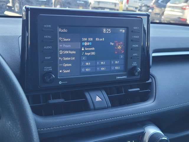 Used 2020 Toyota RAV4 XLE w/ Convenience Package FWD image 9