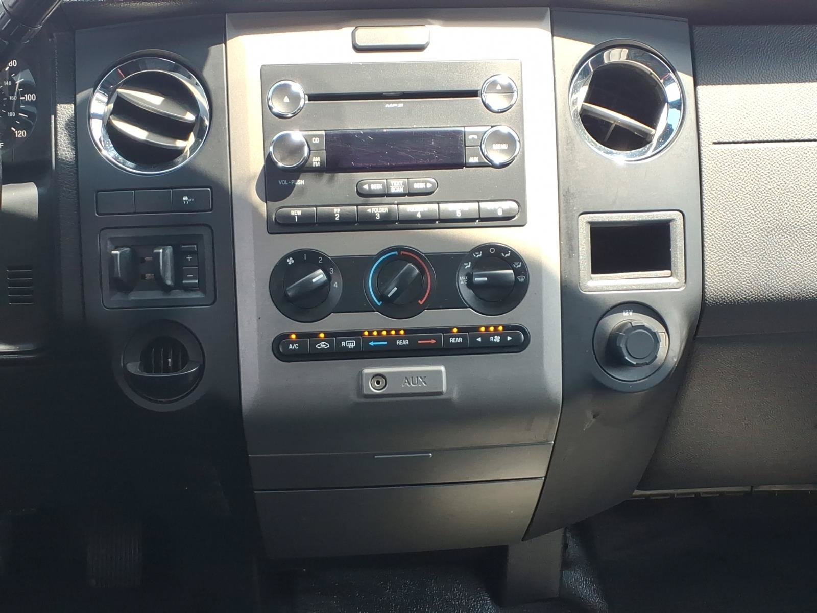 Used 2017 Ford Expedition XL RWD image 16