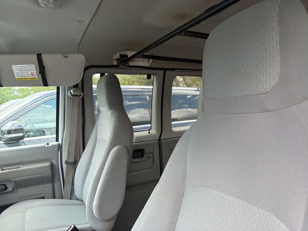 Used 2011 Ford E-350 and Econoline 350 XLT image 10