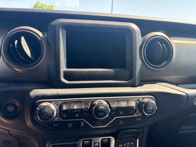 Used 2018 Jeep Wrangler Unlimited Sport S AWD/4WD image 20