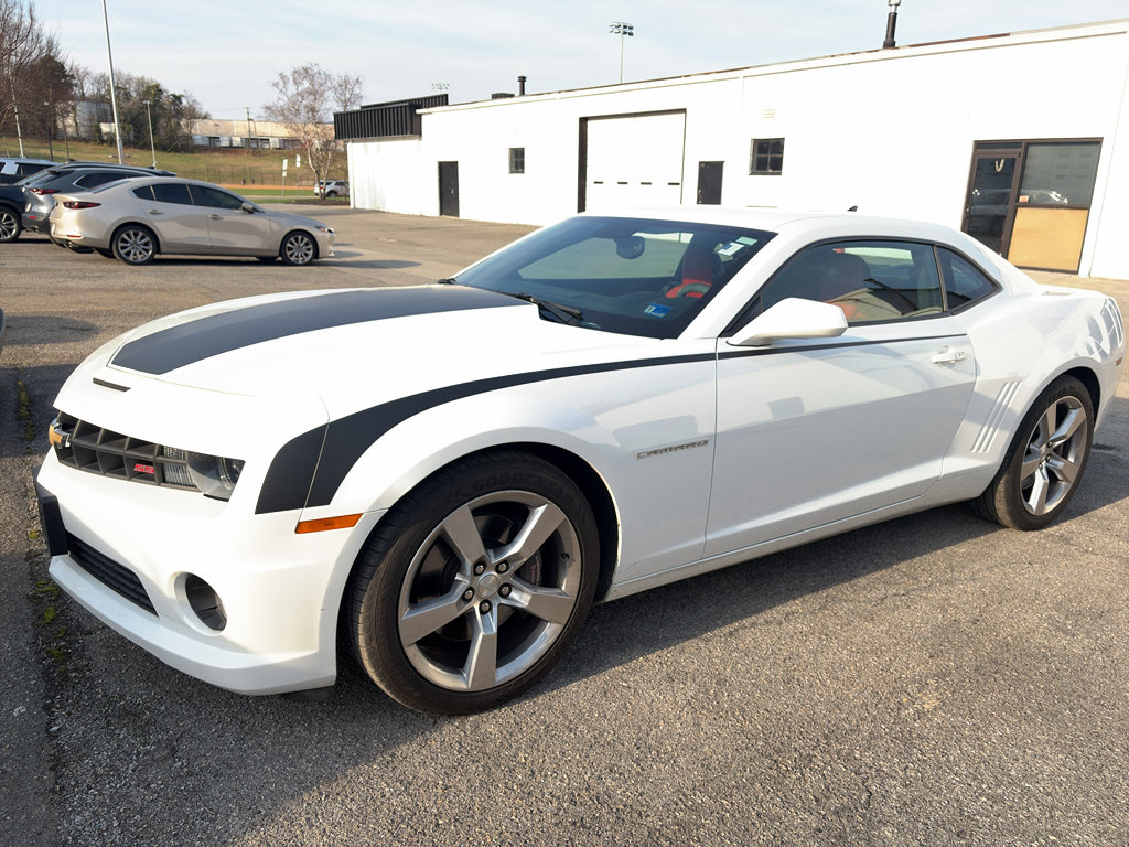 Used 2010 Chevrolet Camaro SS w/ RS Package image 1