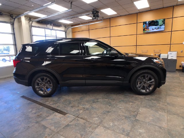 New 2027 Ford Explorer Active w/ Active Comfort Package AWD/4WD image 8