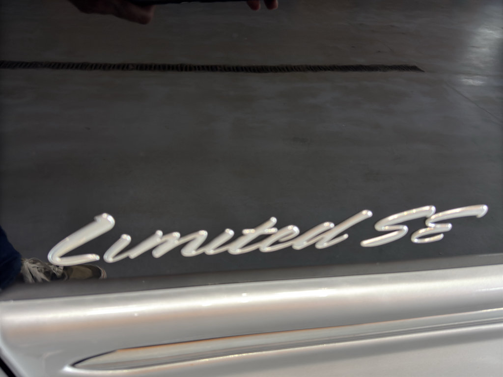 Used 2023 GMC Savana 2500 RWD image 10