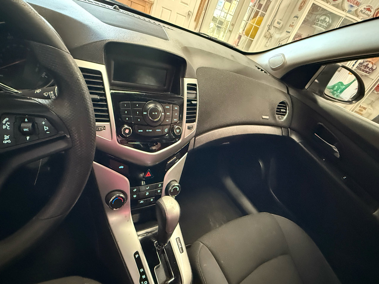 Used 2016 Chevrolet Cruze LT image 13