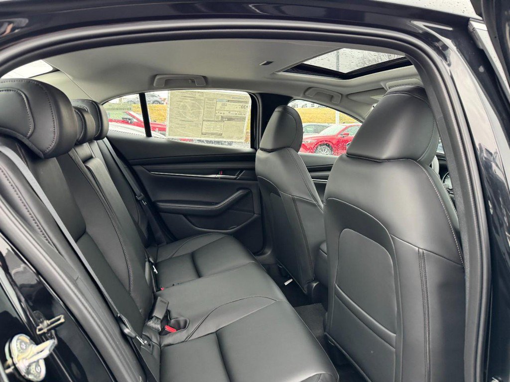 Used 2026 MAZDA MAZDA3 2.5 S Sedan w/ Preferred Pkg FWD image 5
