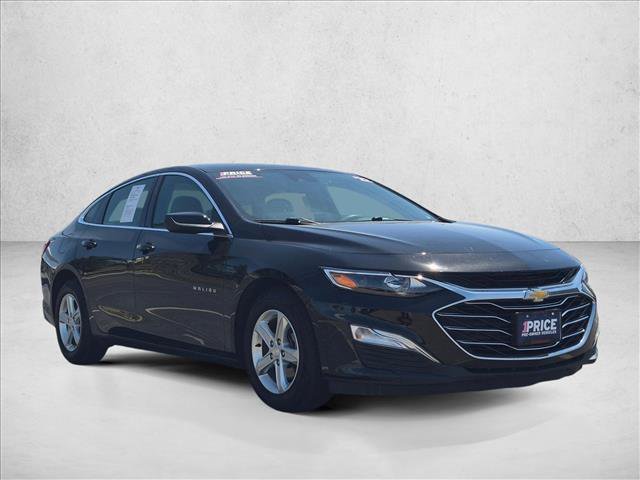 Used 2023 Chevrolet Malibu LS w/ Driver Confidence Package FWD image 3