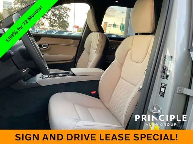 New 2026 Volvo XC90 B6 Plus w/ Protection Package Premier image 16