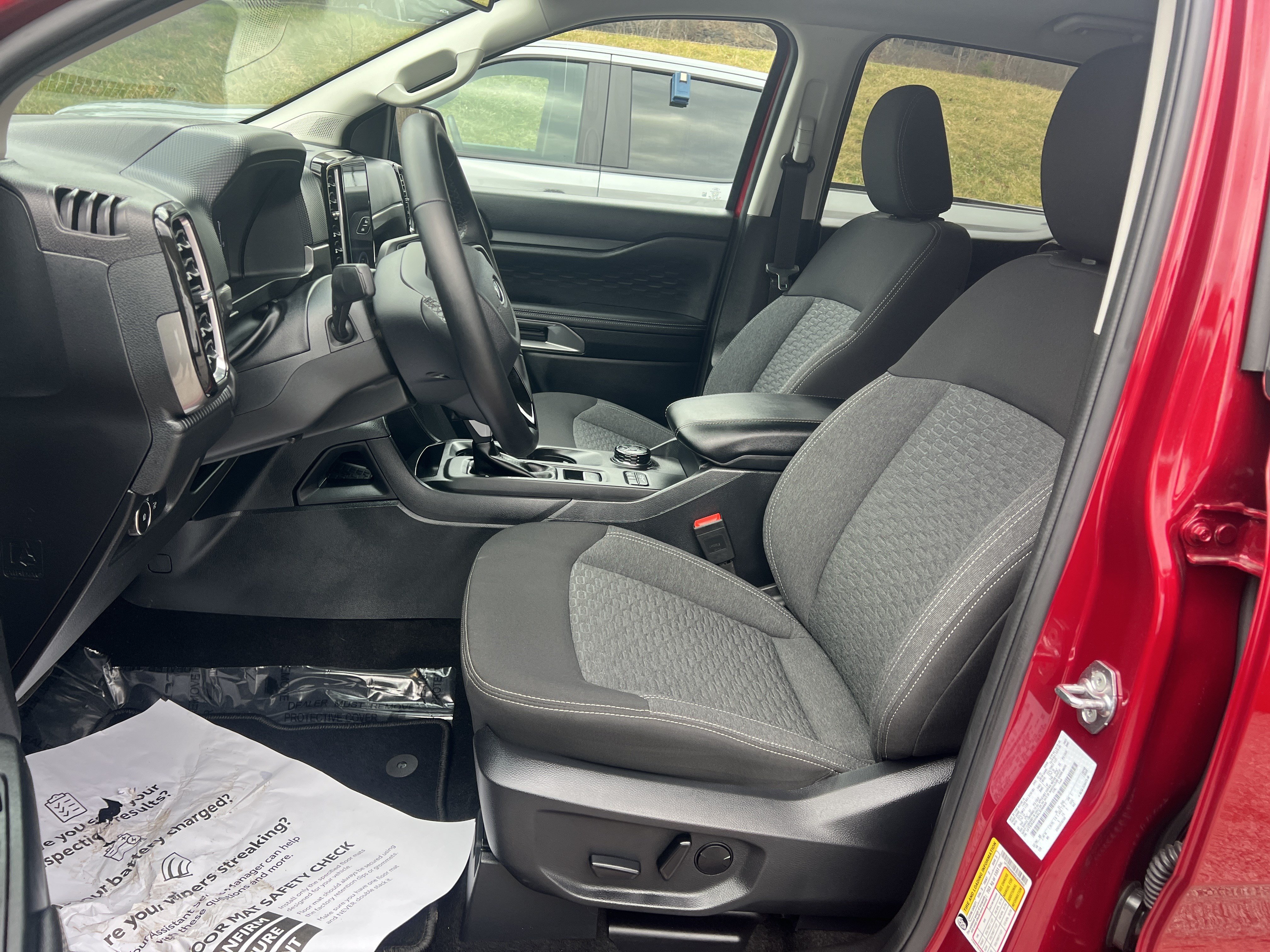 Used 2025 Ford Ranger XLT w/ Equipment Group 301A High AWD/4WD image 7