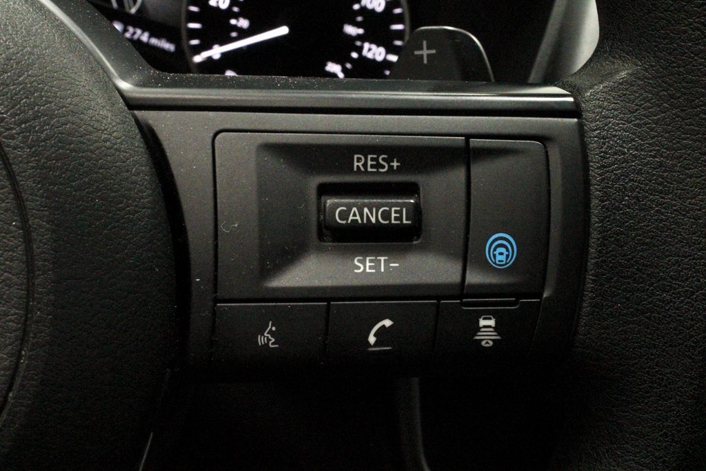 Certified 2024 Nissan Rogue SV image 31