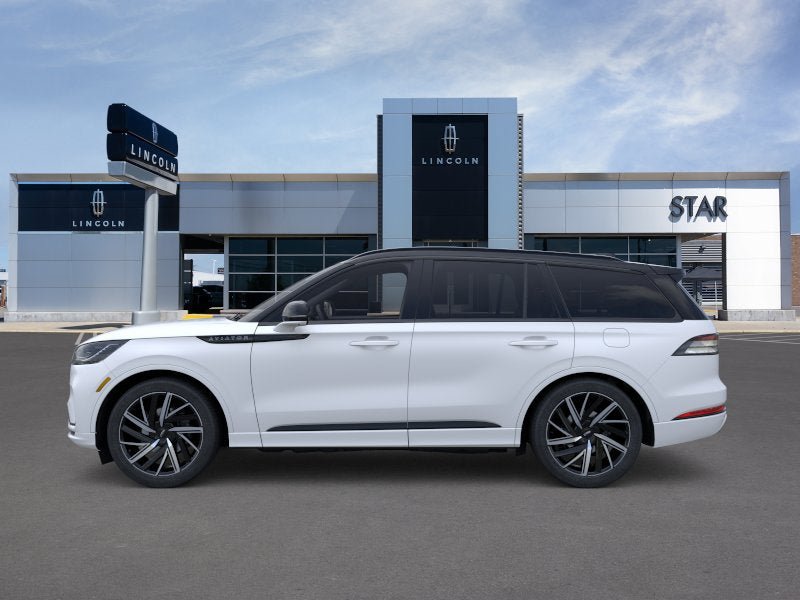 New 2025 Lincoln Aviator Black Label w/ Black Label Special Edition AWD/4WD image 3