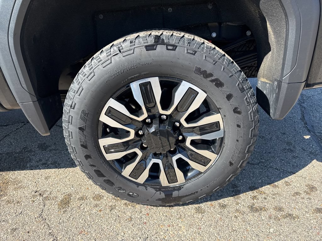 Used 2025 GMC Sierra 3500 Denali Ultimate AWD/4WD image 18