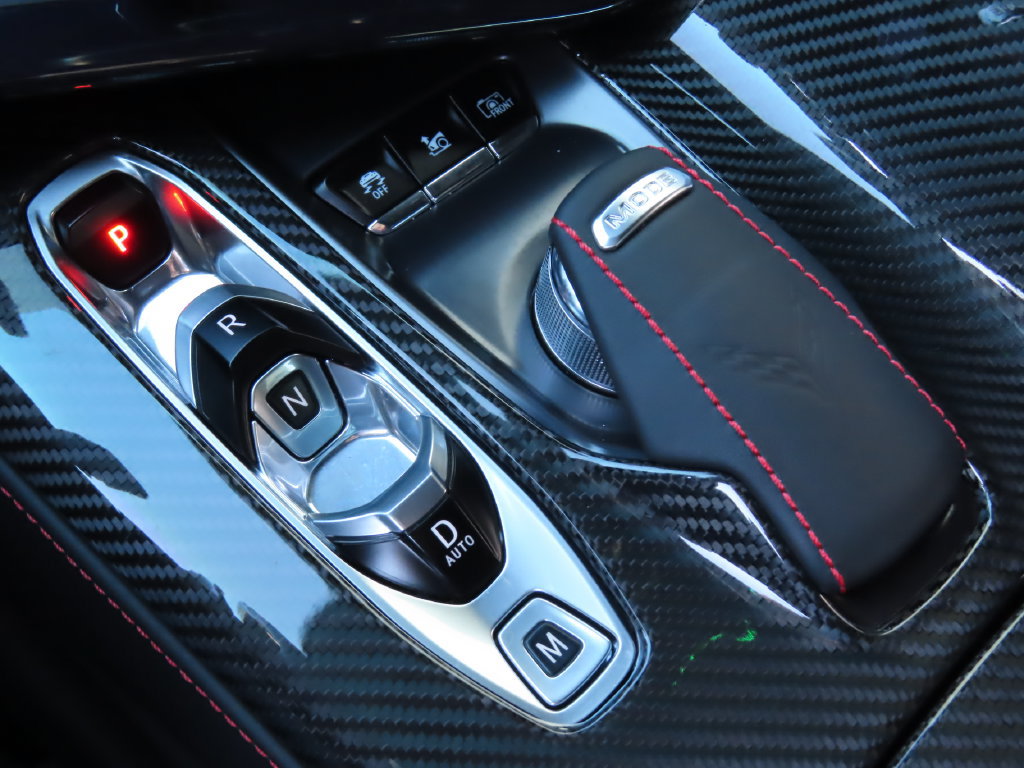 Certified 2024 Chevrolet Corvette Z06 w/ Z07 Performance Package RWD image 24