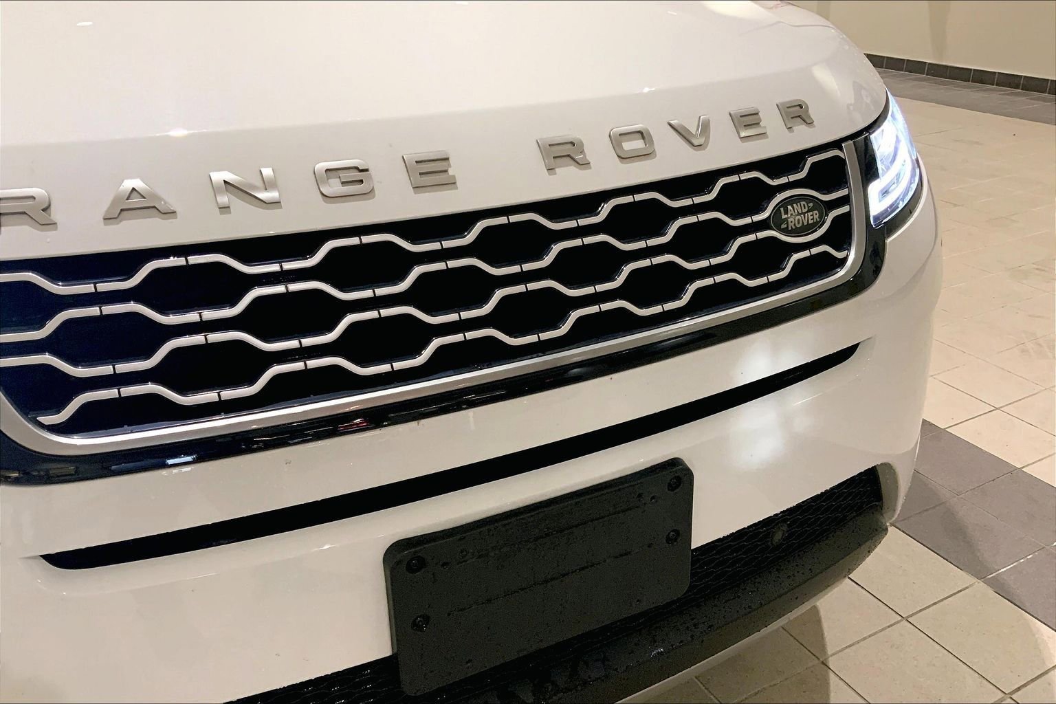 Certified 2023 Land Rover Range Rover Evoque SE AWD/4WD image 6