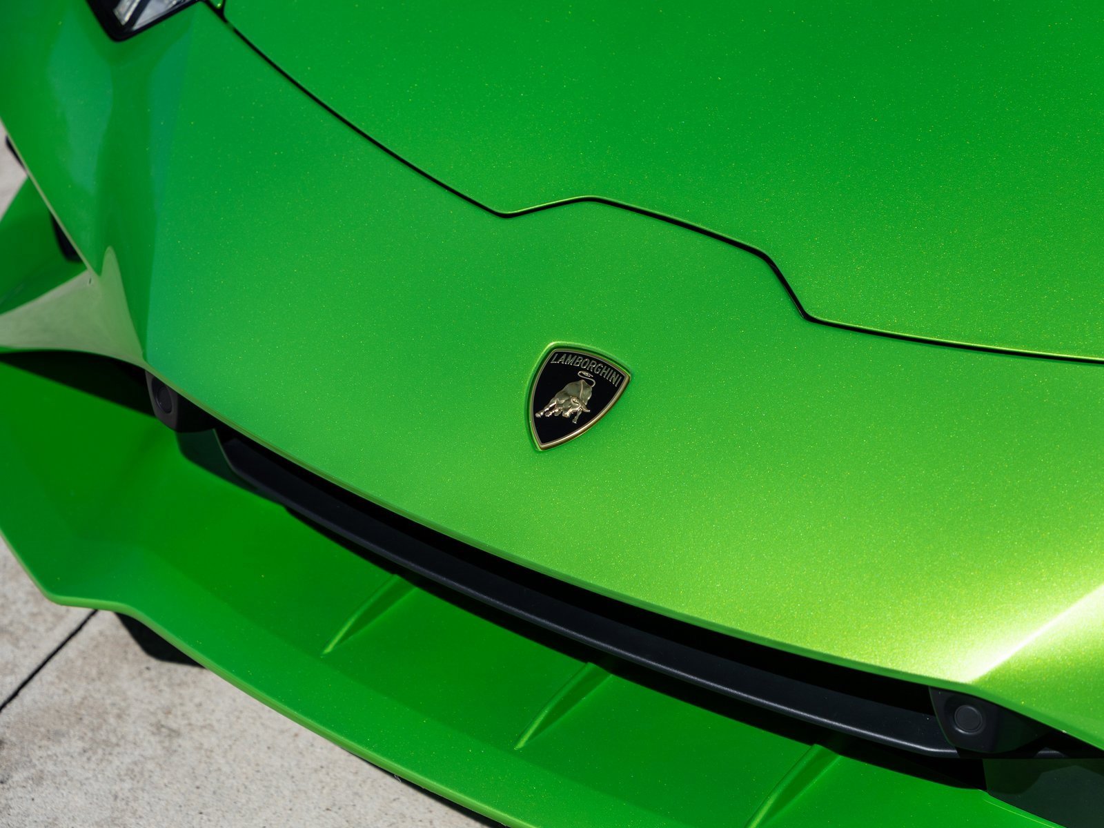 Used 2022 Lamborghini Huracan EVO image 18
