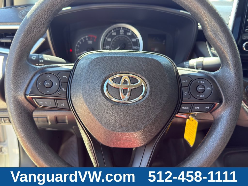 Used 2020 Toyota Corolla LE FWD image 16