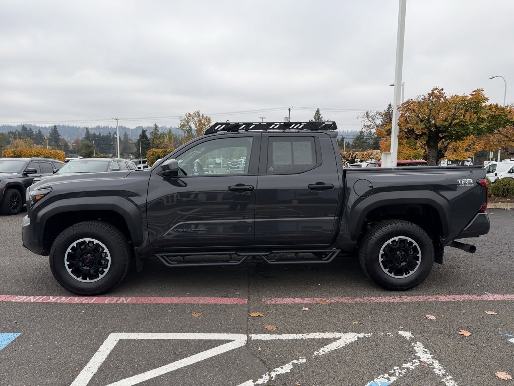 Used 2024 Toyota Tacoma TRD Off-Road image 5