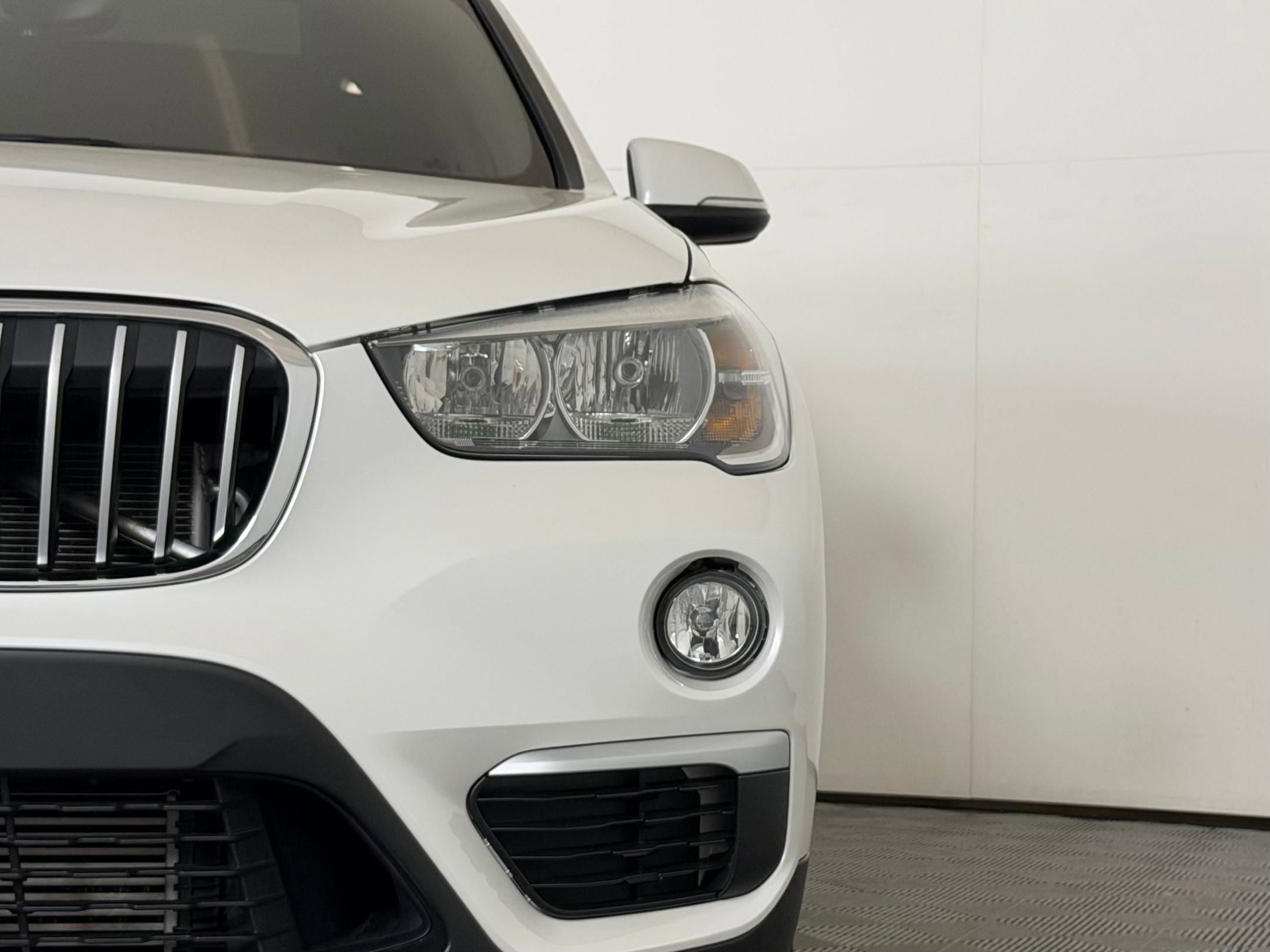 Used 2018 BMW X1 xDrive28i w/ Convenience Package image 11