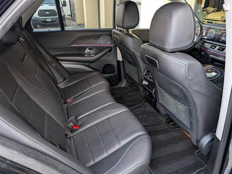Used 2020 Mercedes-Benz GLE 450 4MATIC image 29