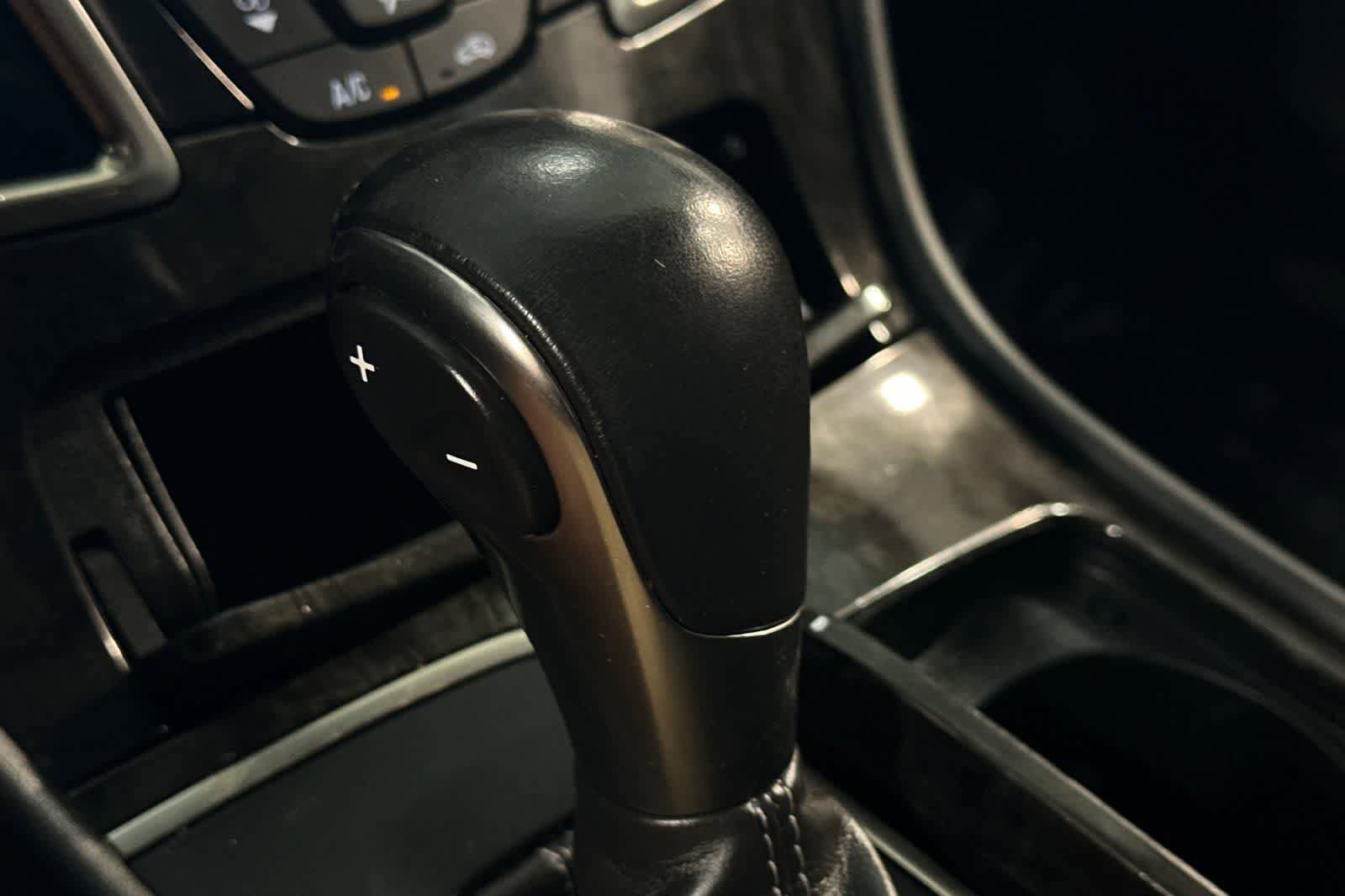 Used 2015 Buick LaCrosse Leather FWD image 25