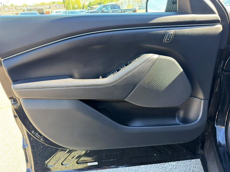 Used 2024 Ford Mustang Mach-E Select RWD image 9
