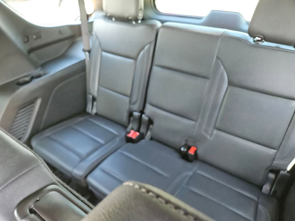 Used 2025 Chevrolet Tahoe LT AWD/4WD image 27