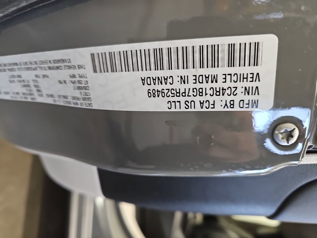 Used 2023 Chrysler Pacifica Touring-L FWD image 34