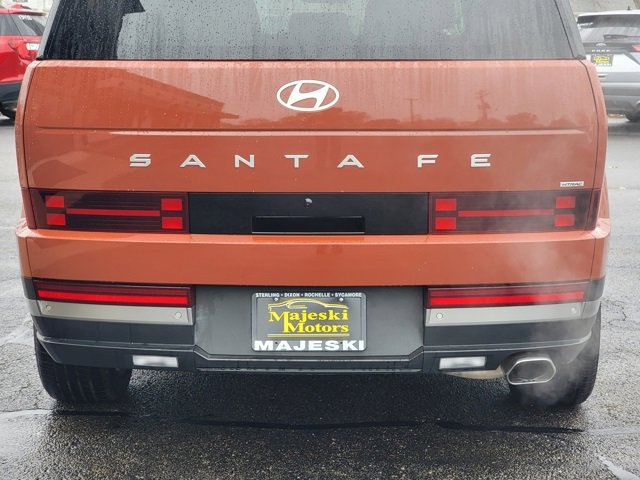 Used 2024 Hyundai Santa Fe Limited image 11