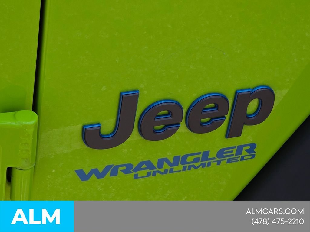 Used 2021 Jeep Wrangler Unlimited Rubicon 4xe w/ Cold Weather Group AWD/4WD image 17