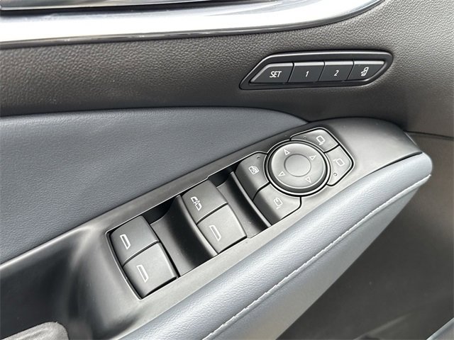 Used 2024 Buick Enclave Premium image 18