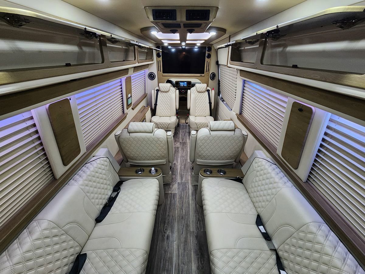 Used 2021 Mercedes-Benz Sprinter 3500 image 71