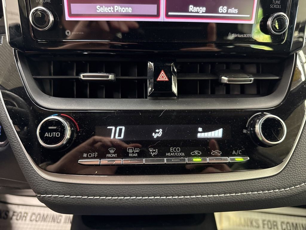 Used 2021 Toyota Corolla SE FWD image 31