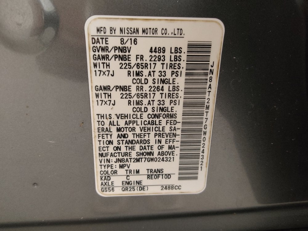 Used 2016 Nissan Rogue S image 33