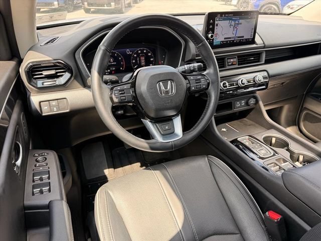 Used 2023 Honda Pilot Elite image 8