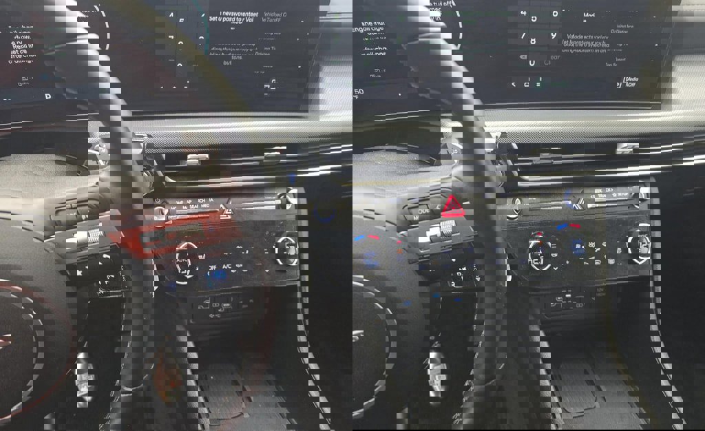 Used 2024 Hyundai Sonata SEL w/ Convenience Package image 9